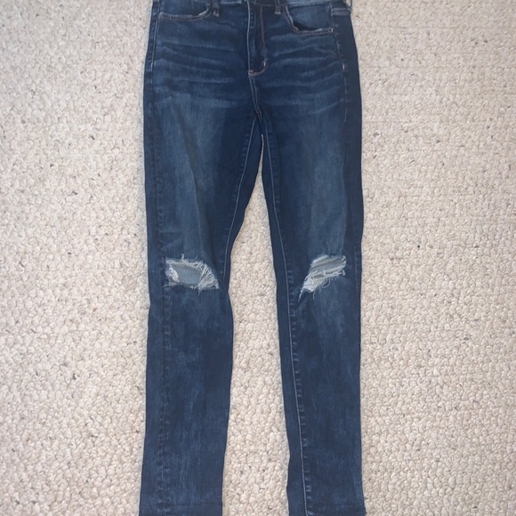 AMERICAN EAGLE RIPPED SKINNY JEANS - Picture 1 of 3